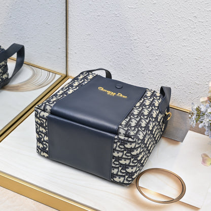Chic & Stylish Bags