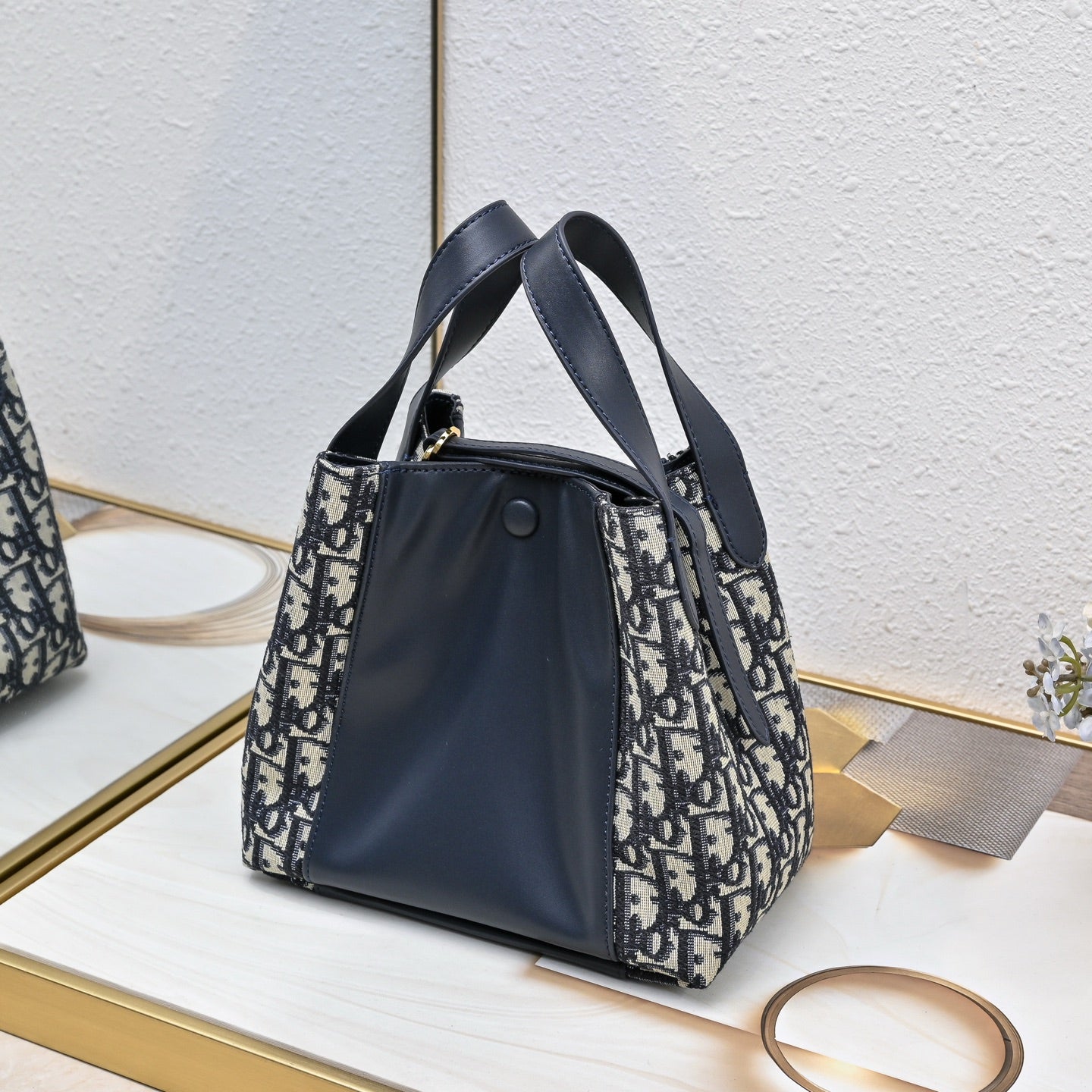 Chic & Stylish Bags