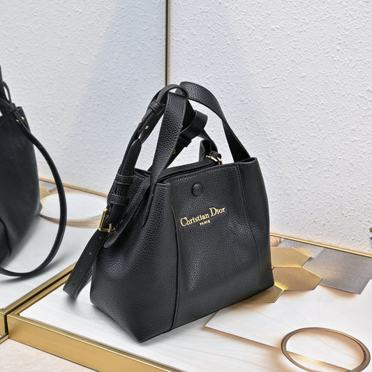 Chic & Stylish Bags