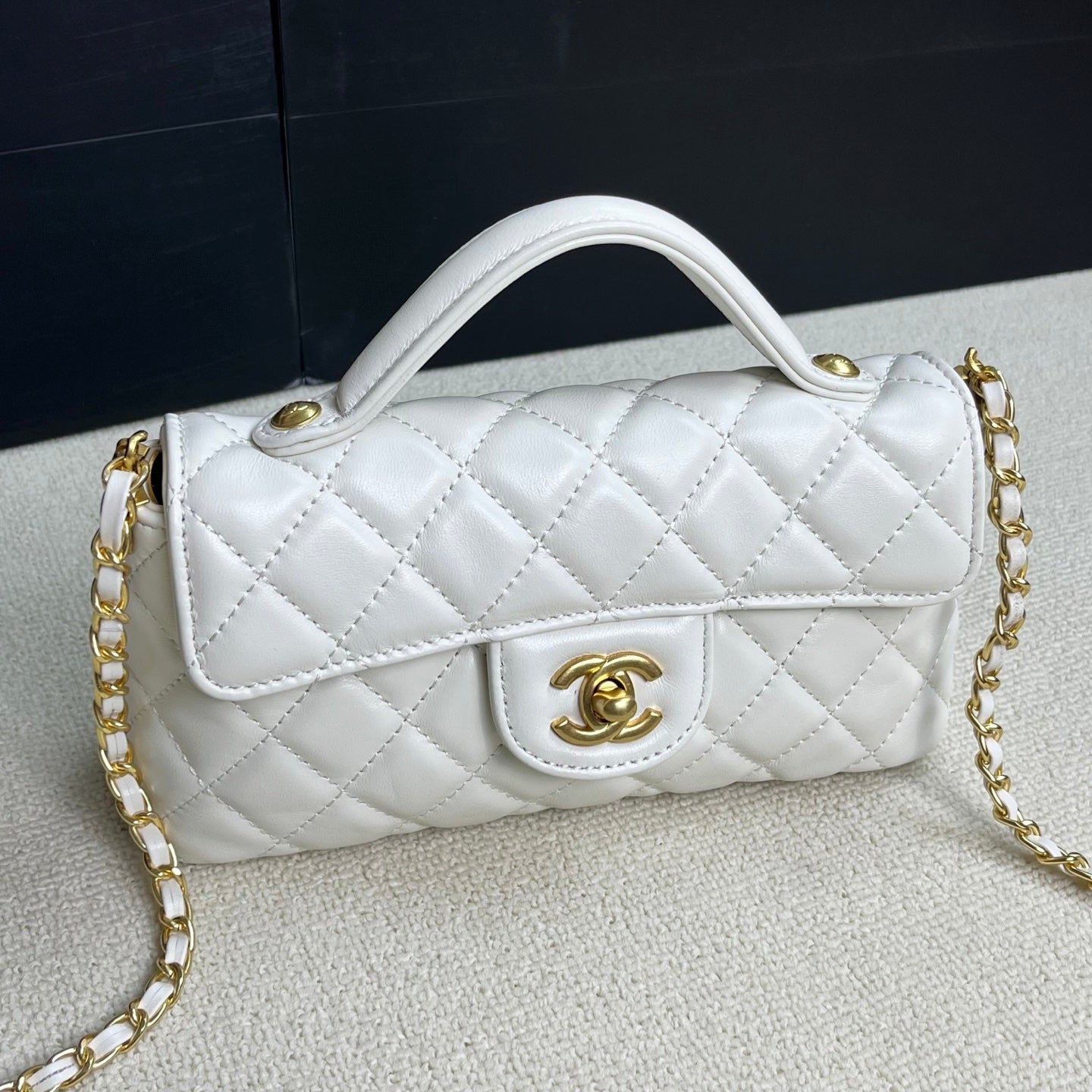 Chic & Stylish Bags