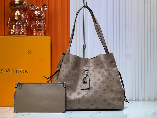 Chic & Stylish Bags