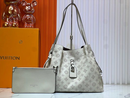Chic & Stylish Bags
