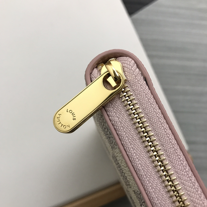Chic & Stylish Bags