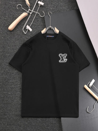 MINIMALIST STREET STYLE