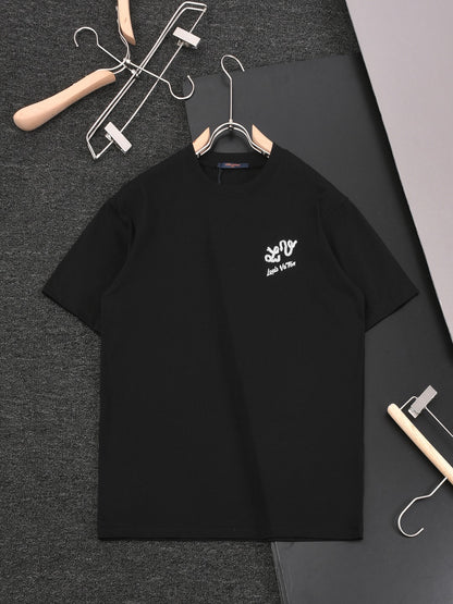 MINIMALIST STREET STYLE