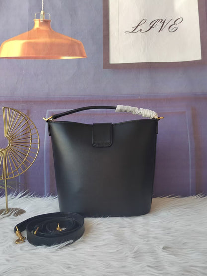 Chic & Stylish Bags