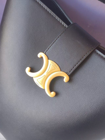 Chic & Stylish Bags