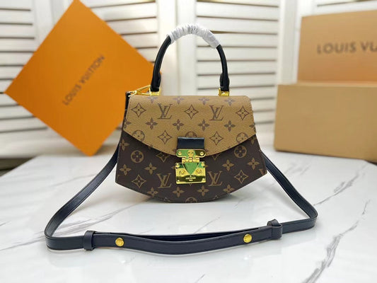 Chic & Stylish Bags
