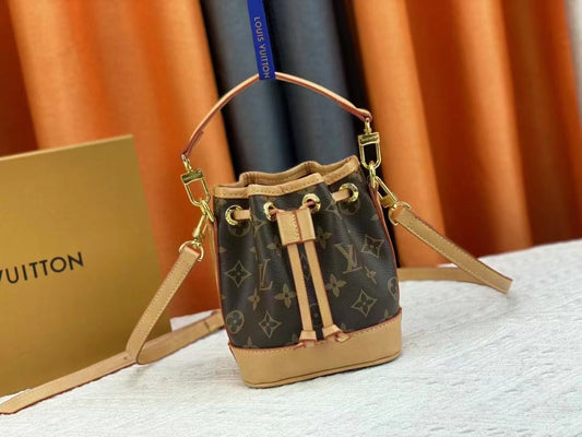Chic & Stylish Bags