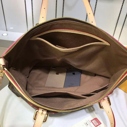 Chic & Stylish Bags