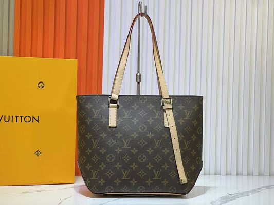 Chic & Stylish Bags