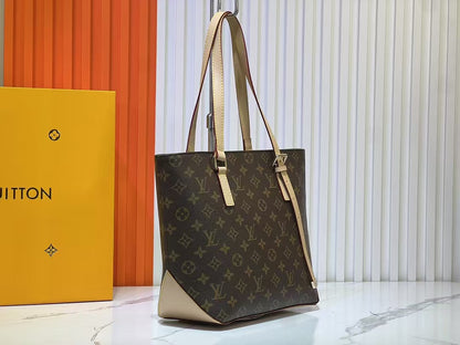 Chic & Stylish Bags