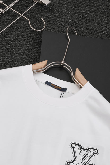MINIMALIST STREET STYLE