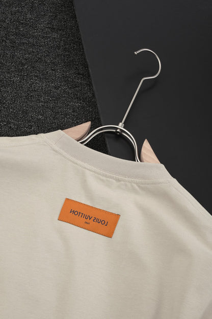 MINIMALIST STREET STYLE