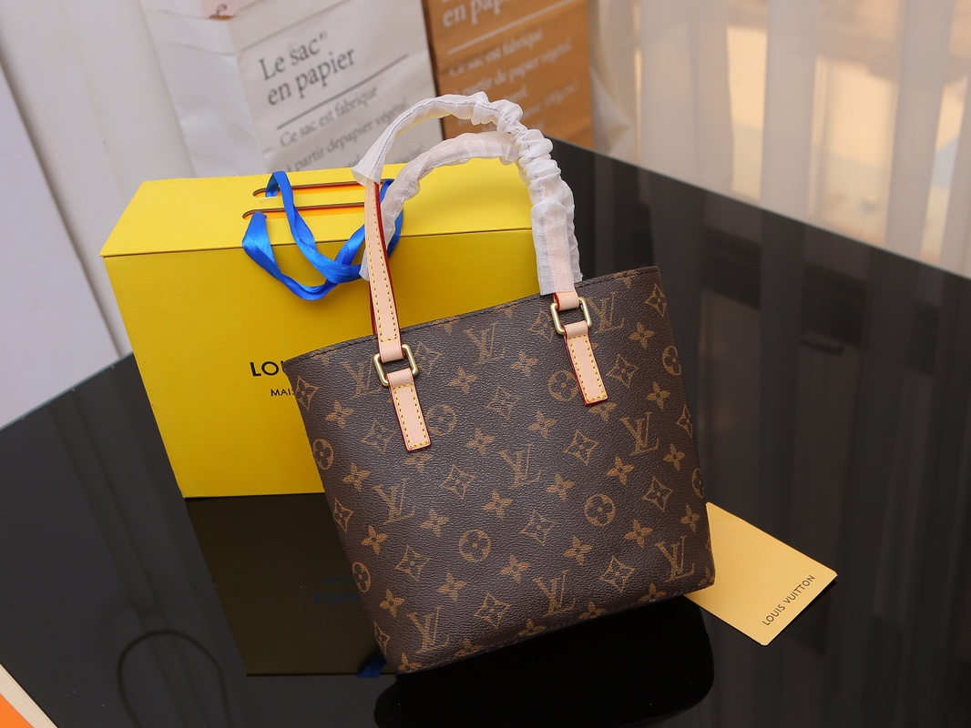 Chic & Stylish Bags