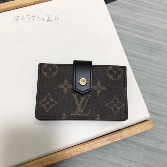 Chic & Stylish Bags
